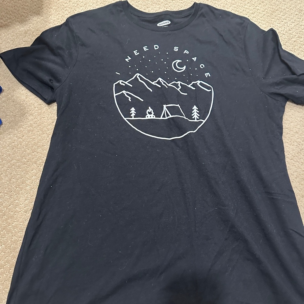 Old Navy Black Soft-Washed Tee